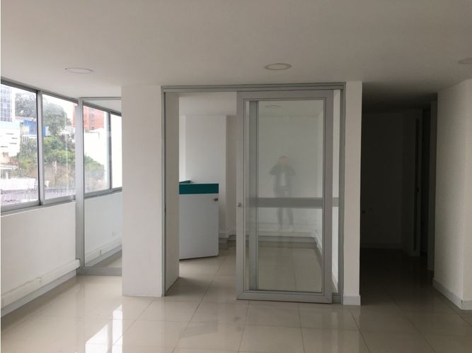 Edificio en arriendo en Palogrande, Manizales - Miniatura 26