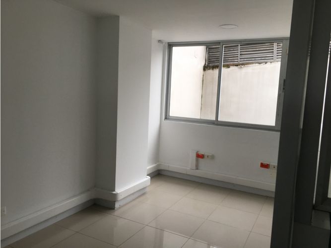 Edificio en arriendo en Palogrande, Manizales - Miniatura 29