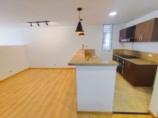Apartaestudio en Arriendo en Los rosales, Bogotá - Miniatura 7