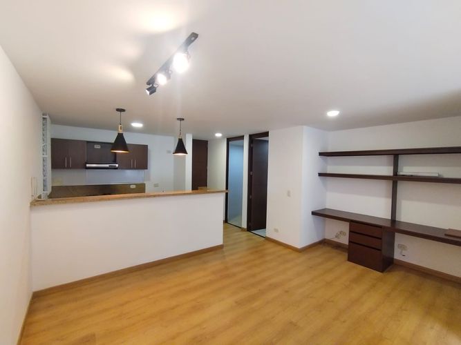 Apartaestudio en Arriendo en Los rosales, Bogotá - Miniatura 12
