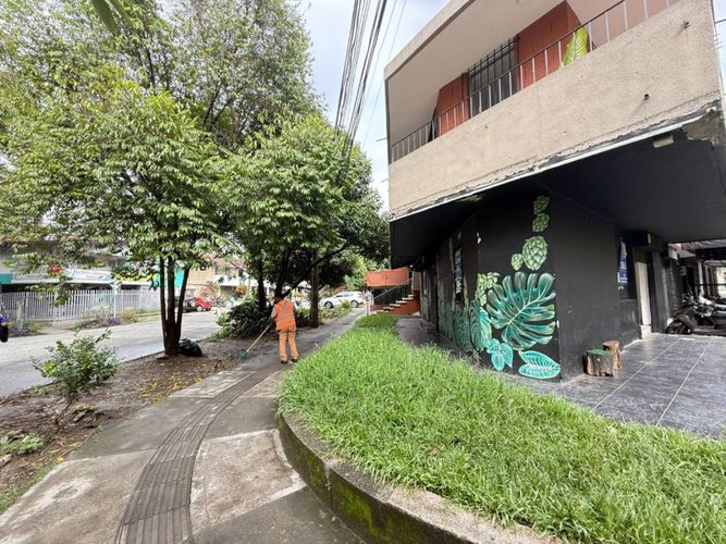 Local en Arriendo en Conquistadores, Medellín - Miniatura 4
