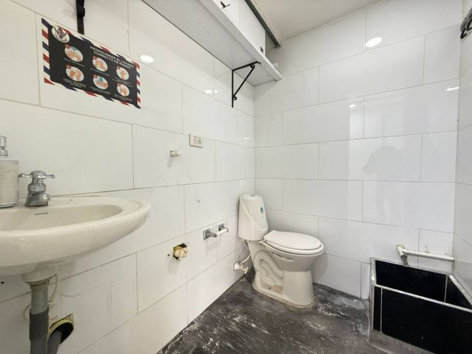 Local en Arriendo en Conquistadores, Medellín - Miniatura 9