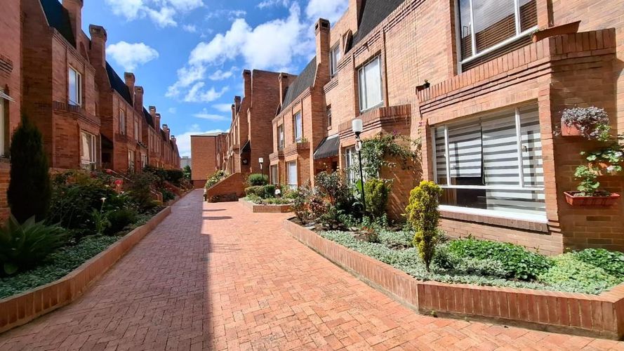 Casa en  Venta en Colina Campestre, Bogotá - Miniatura 2