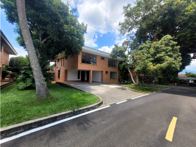 Casa en Arriendo en Cerritos, Pereira - Miniatura 2