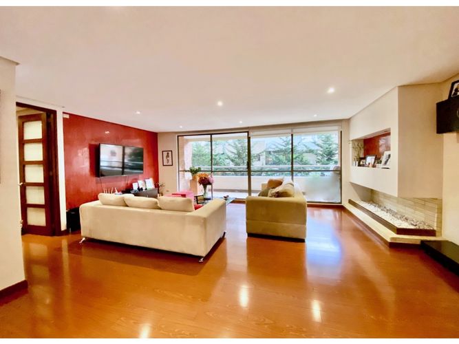 Apartamento en venta en Chicó Alto, Bogotá - Miniatura 2
