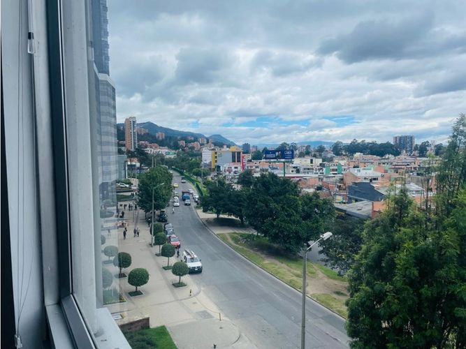 Oficina en Arriendo en Usaquen, Bogotá - Miniatura 2