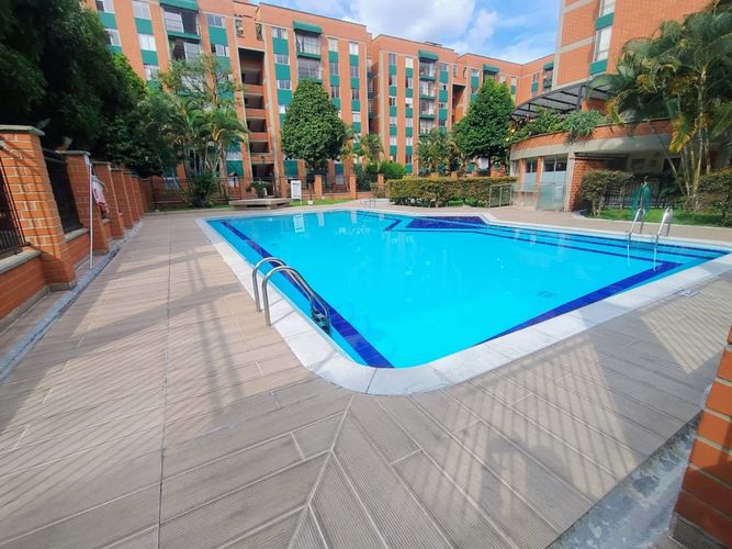 Apartamento en  Arriendo en El Poblado, Medellín - Imagen 1