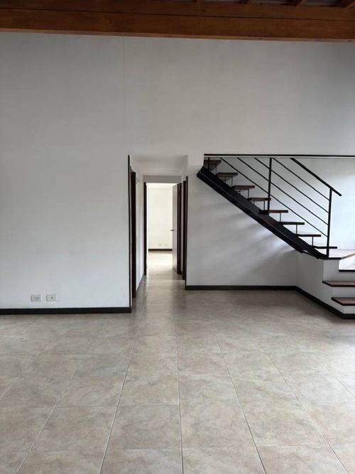 Apartamento en Arriendo en La inmaculada, Medellín - Miniatura 3