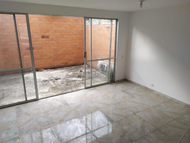 Casa en  Arriendo en Ciudad Country, Jamundí - Miniatura 5