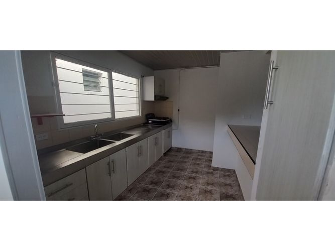 Oficina en Arriendo en Tequendama, Cali - Miniatura 4