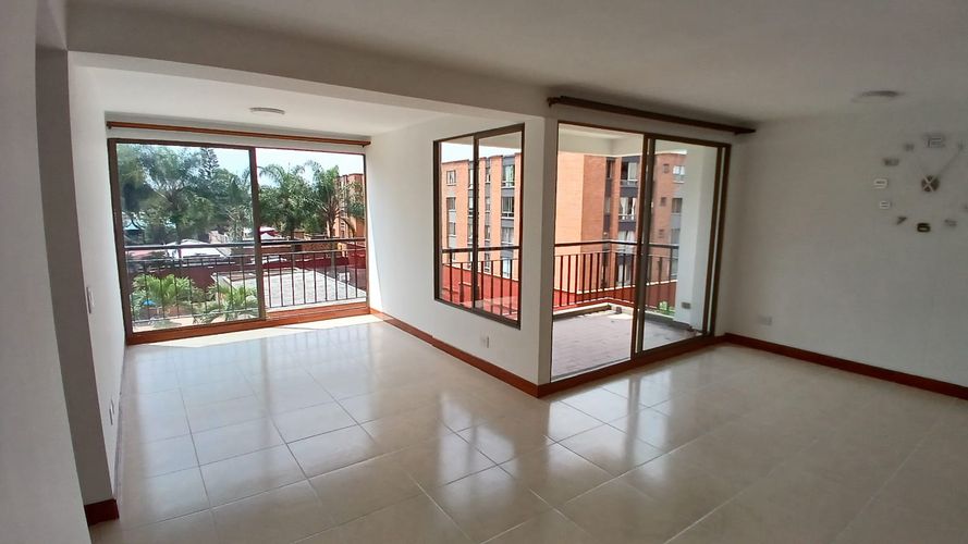 Apartamento en Venta en Belen Malibu, Medellín - Miniatura 2