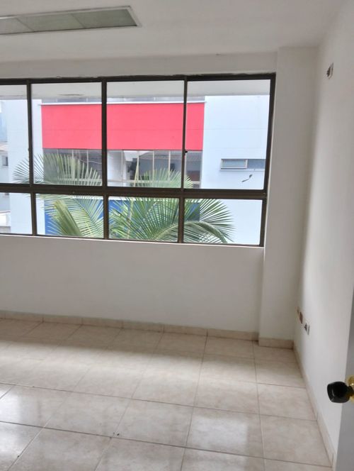 Oficina en Arriendo en Centro, Dosquebradas - Miniatura 6