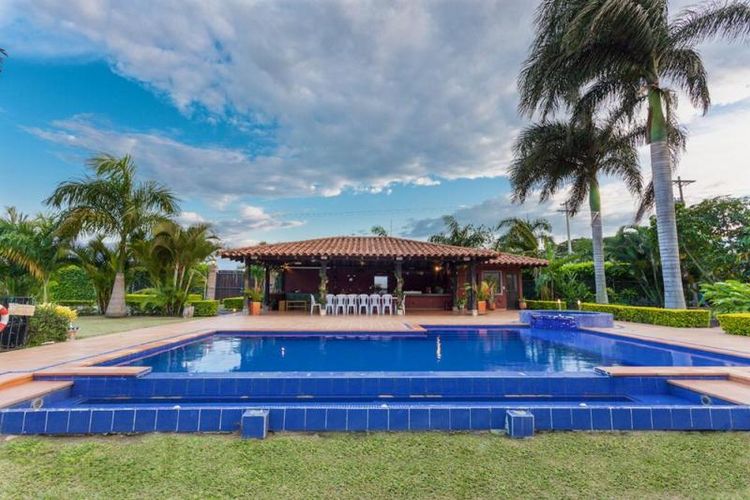 Finca en arriendo en Palmira - Miniatura 2