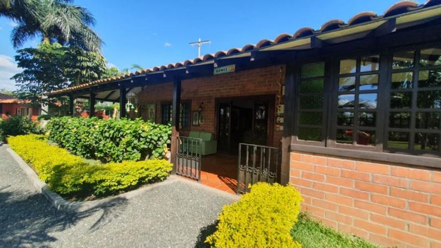 Finca en arriendo en Palmira - Miniatura 4