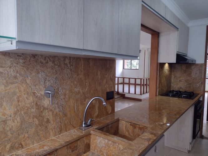 Apartamento en Arriendo en El Poblado, Medellín - Miniatura 2