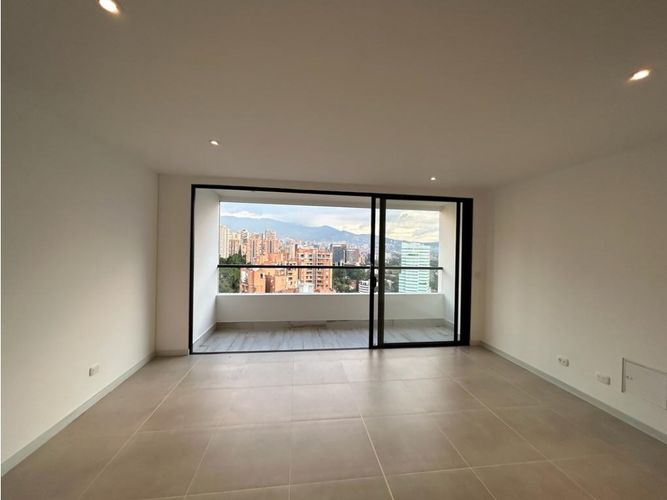 Apartamento en Venta en El Poblado, Medellín - Miniatura 4