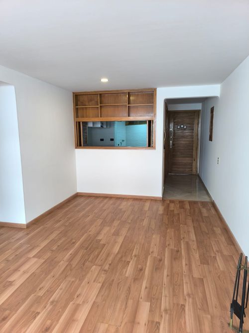 Apartamento en Arriendo en Santa Barbara, Bogotá - Miniatura 2