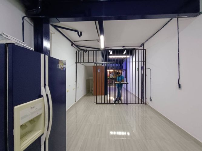 Local en Arriendo en Laureles, Medellín - Miniatura 3