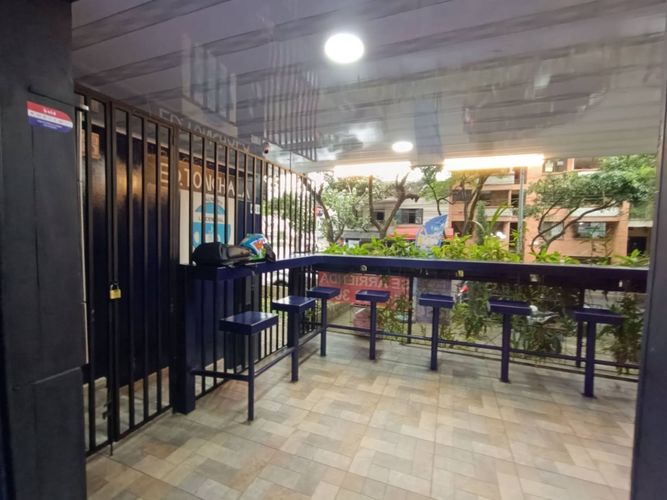 Local en Arriendo en Laureles, Medellín - Miniatura 9