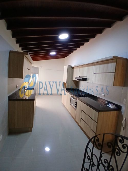 Casa en Arriendo en Laureles Nogal, Medellín - Miniatura 11