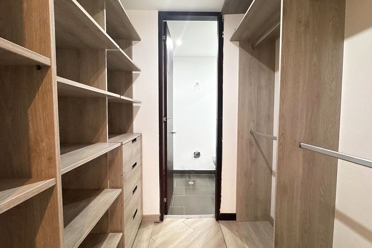 Apartamento en Arriendo en Chicó Navarra, Bogotá - Miniatura 9