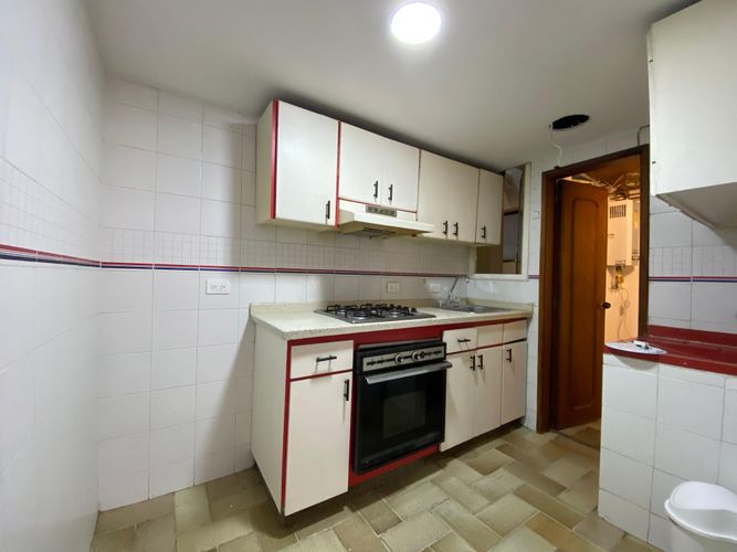 Apartamento en Arriendo en Usaquen, Bogotá - Miniatura 2