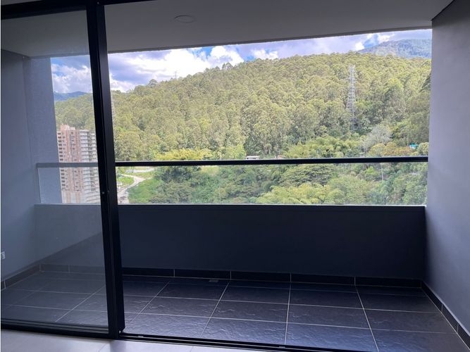 Apartaestudio en Arriendo en Medellín - Miniatura 8