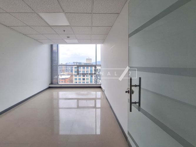 Oficina en  Arriendo en Chico norte, Bogotá - Miniatura 5