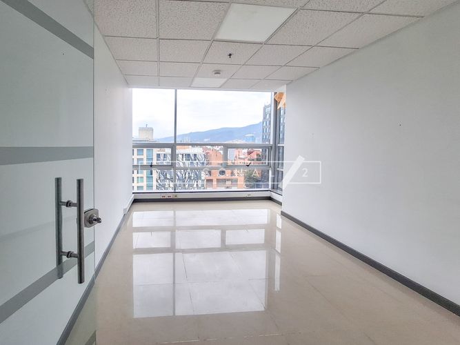 Oficina en  Arriendo en Chico norte, Bogotá - Miniatura 7