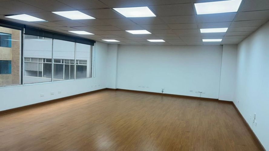Oficina en Arriendo en Santa Barbara, Bogotá - Miniatura 5