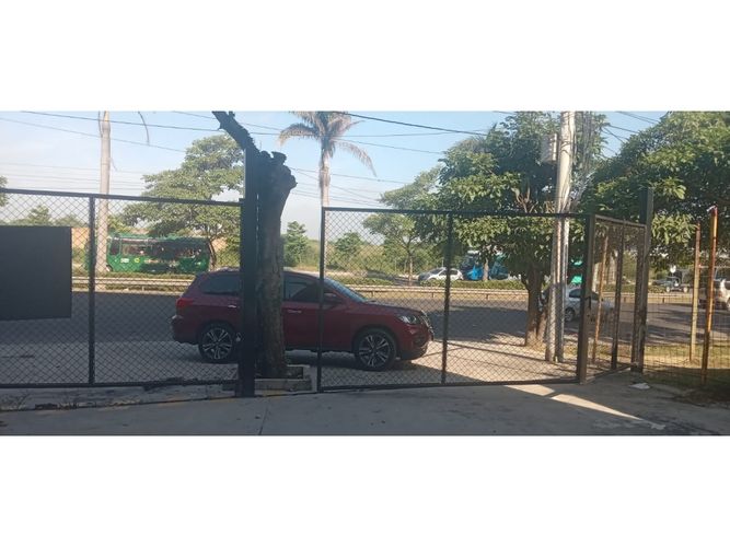 Edificio en Arriendo en Metropolitana, Barranquilla - Miniatura 3