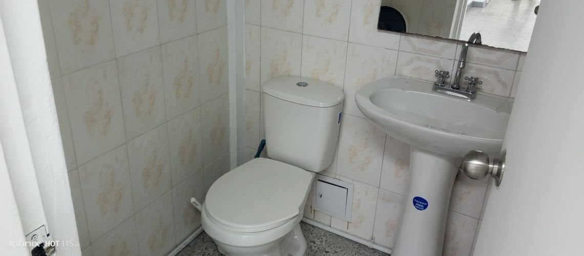 Oficina en Arriendo en Lagos de Cordoba, Bogotá - Miniatura 2