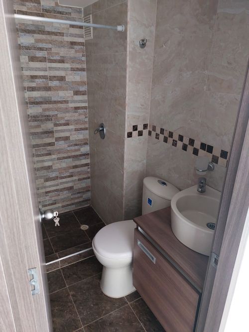 Apartamento en Arriendo en San pedro, Madrid - Miniatura 8