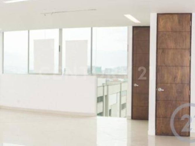 Oficina en venta en El Poblado, Medellín - Imagen 1