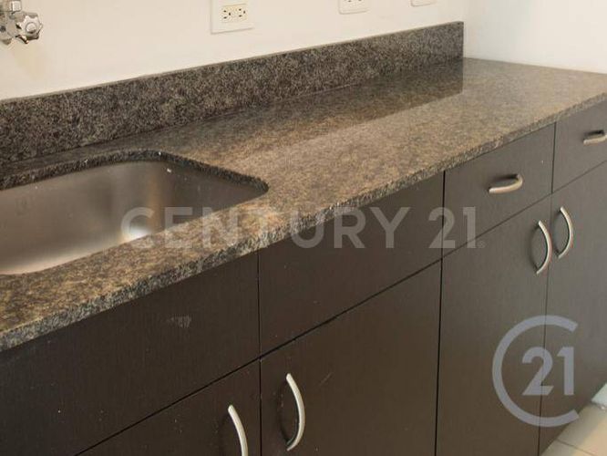 Oficina en venta en El Poblado, Medellín - Miniatura 11