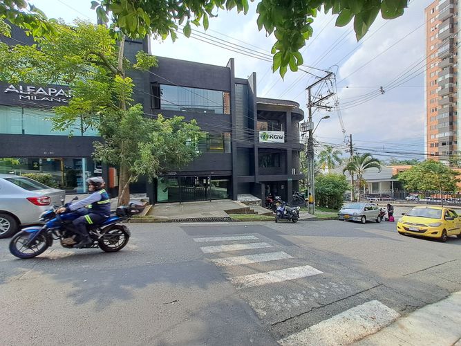 Local en Venta en El Poblado, Medellín - Miniatura 3