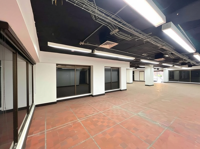 Local en Venta en Laureles, Medellín - Imagen 1