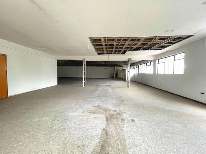 Local en Venta en El Poblado, Medellín - Miniatura 4