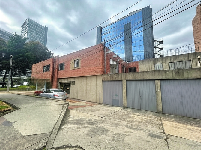 Oficina en Venta en Chicó Navarra, Bogotá - Imagen 1