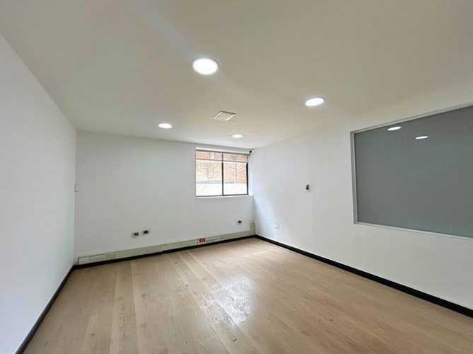 Oficina en Venta en Chicó Navarra, Bogotá - Miniatura 15