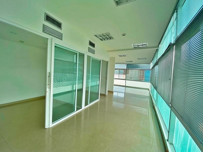 Oficina en Venta - Miniatura 2