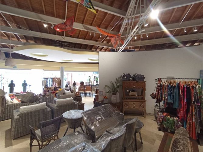 Local en Arriendo en Altos del poblado, Medellín - Miniatura 6