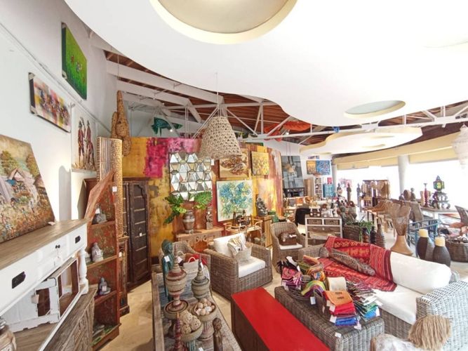 Local en Arriendo en Altos del poblado, Medellín - Miniatura 12
