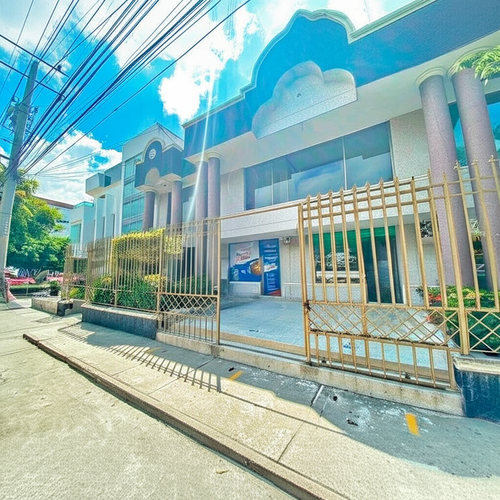Local en Venta en Los alcazares, Santa marta - Imagen 1