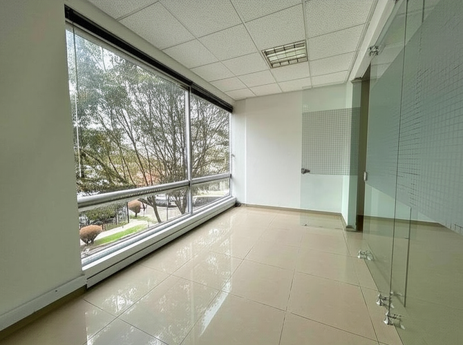 Oficina en Venta en Chico norte, Bogotá - Miniatura 2
