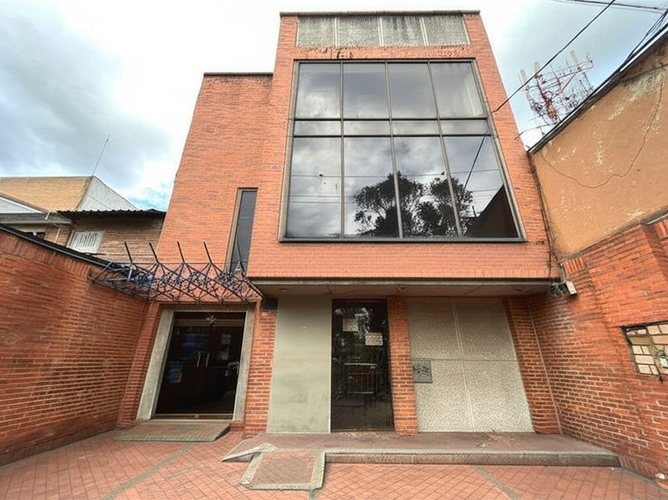 Local en Venta en La esmeralda, Bogotá - Miniatura 2