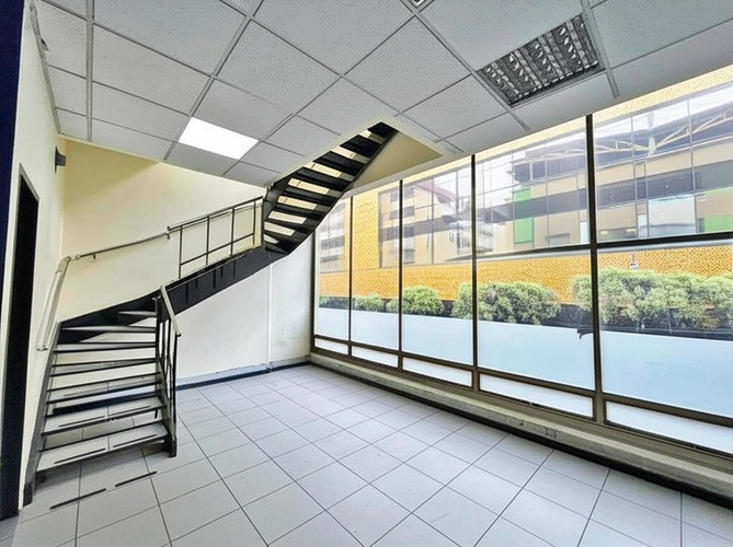 Local en Arriendo en La Estanzuela, Bogotá - Miniatura 2