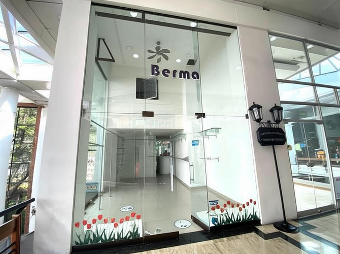 Local en Venta en Santa Barbara, Bogotá - Imagen 1