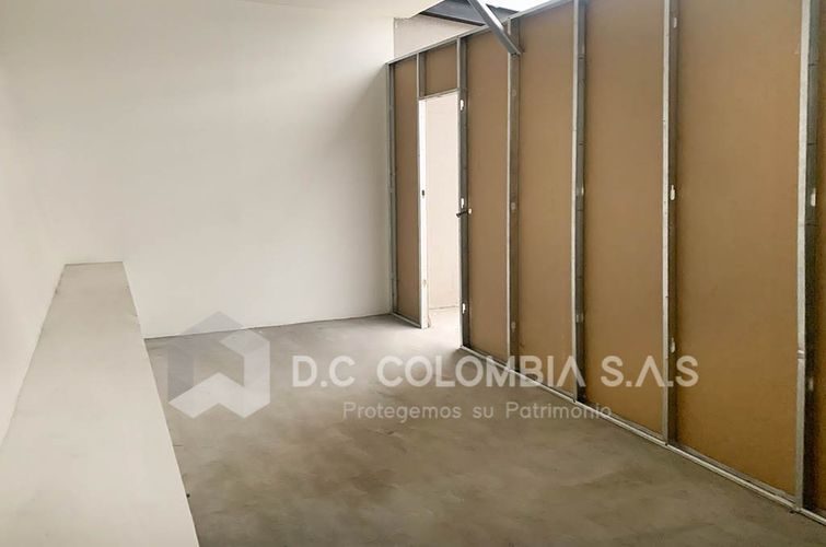 Local en  Venta en Metropolis, Bogotá - Miniatura 2