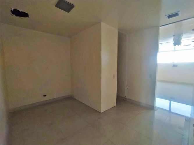 Local en Venta en Colombia, Barrancabermeja - Miniatura 2